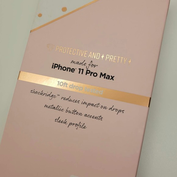 Protective & Pretty iPhone 11 pro max - Picture 2 of 4